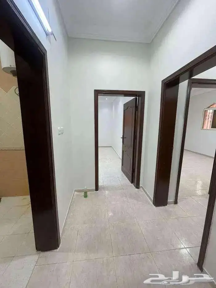 شقة للإيجار بحي الاجاويد 3
