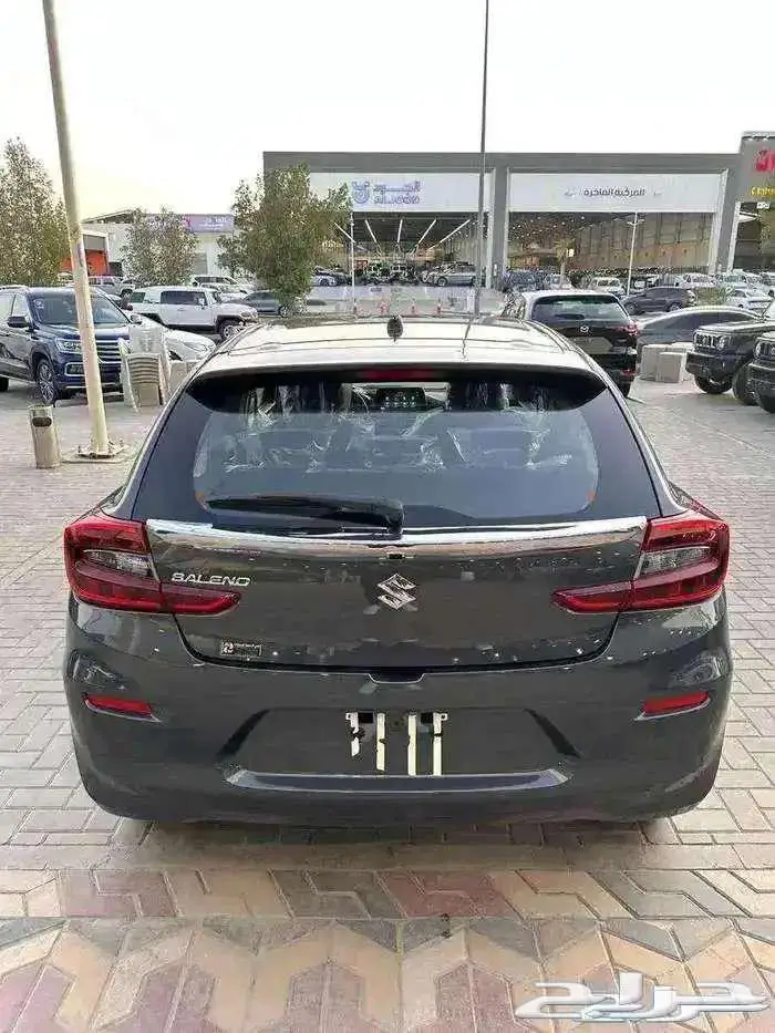سوزوكي بالينو 1