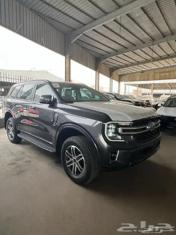 فورد ايفرست 2025 XLS و XLT بالنقد والتقسيط 2