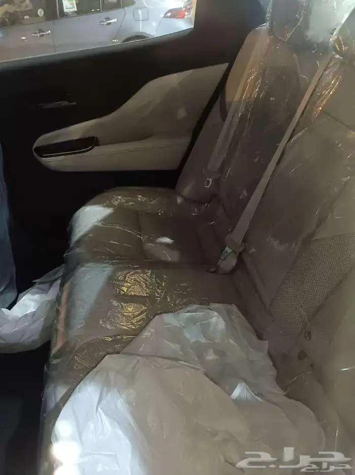 تويوتا كراون برستيج هايبرد 2026 كاش واقساط 4
