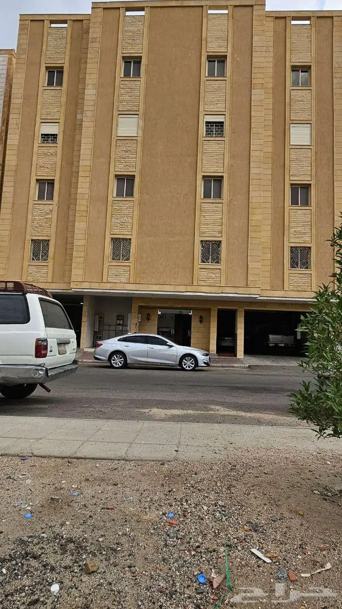 شقة للإيجار بطحاء قريش مقابل فرع وزارة العدل 12