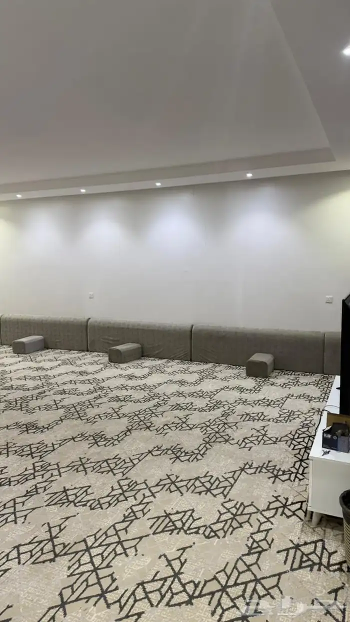 استراحه للايجار في ملهم 4