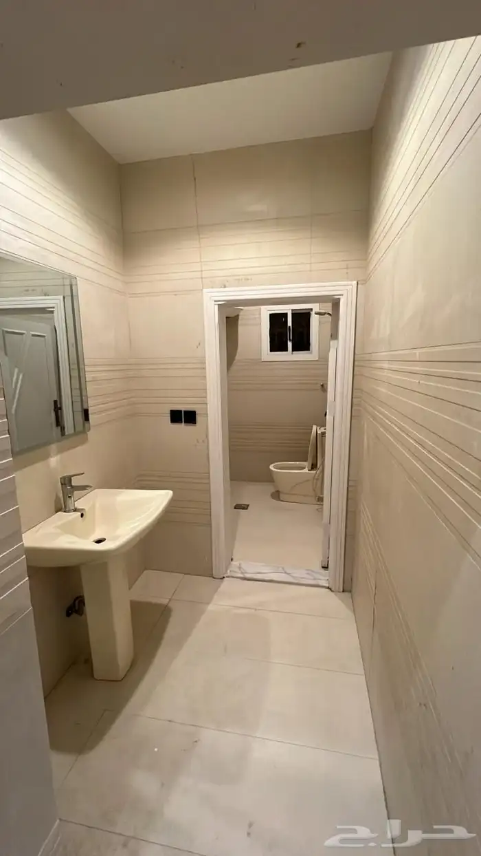 شقة 4 غرف للإيجار بحي الزهراء 6