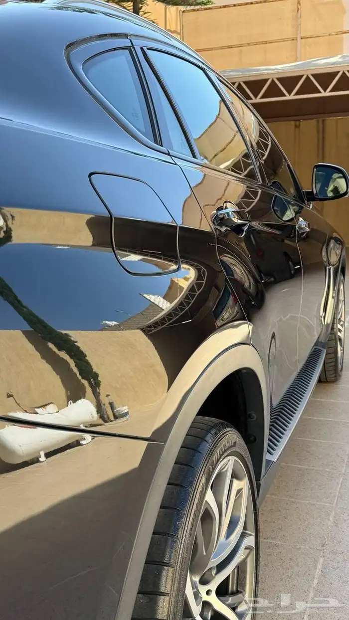 بي ام دبليو X6 . 6