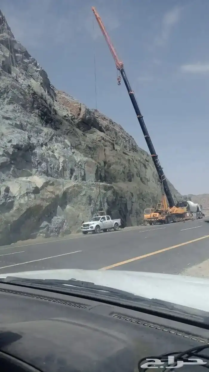تنفيذ جميع اعمال الخرسانه المقذوفه ( شوت كريت ) 2