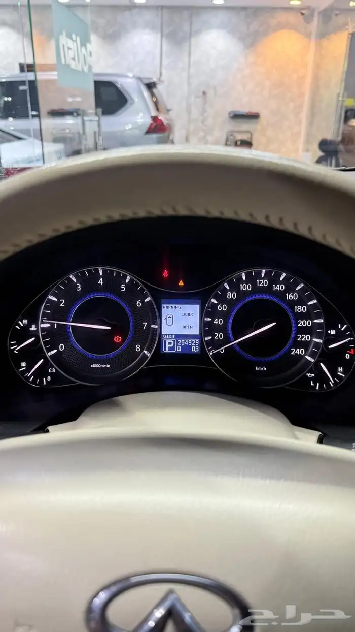 انفنتي نيسان QX 56 2011 8