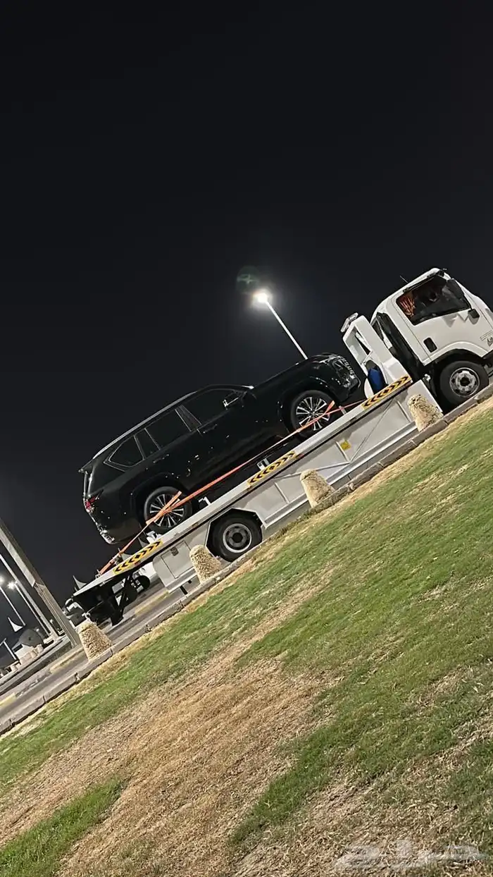 سطحه من الرياض الى دبي وبلعكس 2