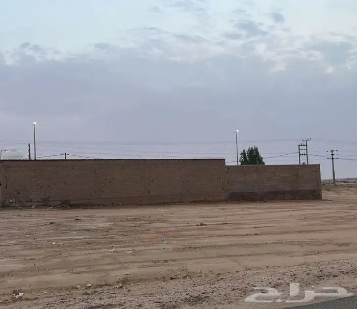 ارض البيع من المالك على شارعين حي الحفل 0