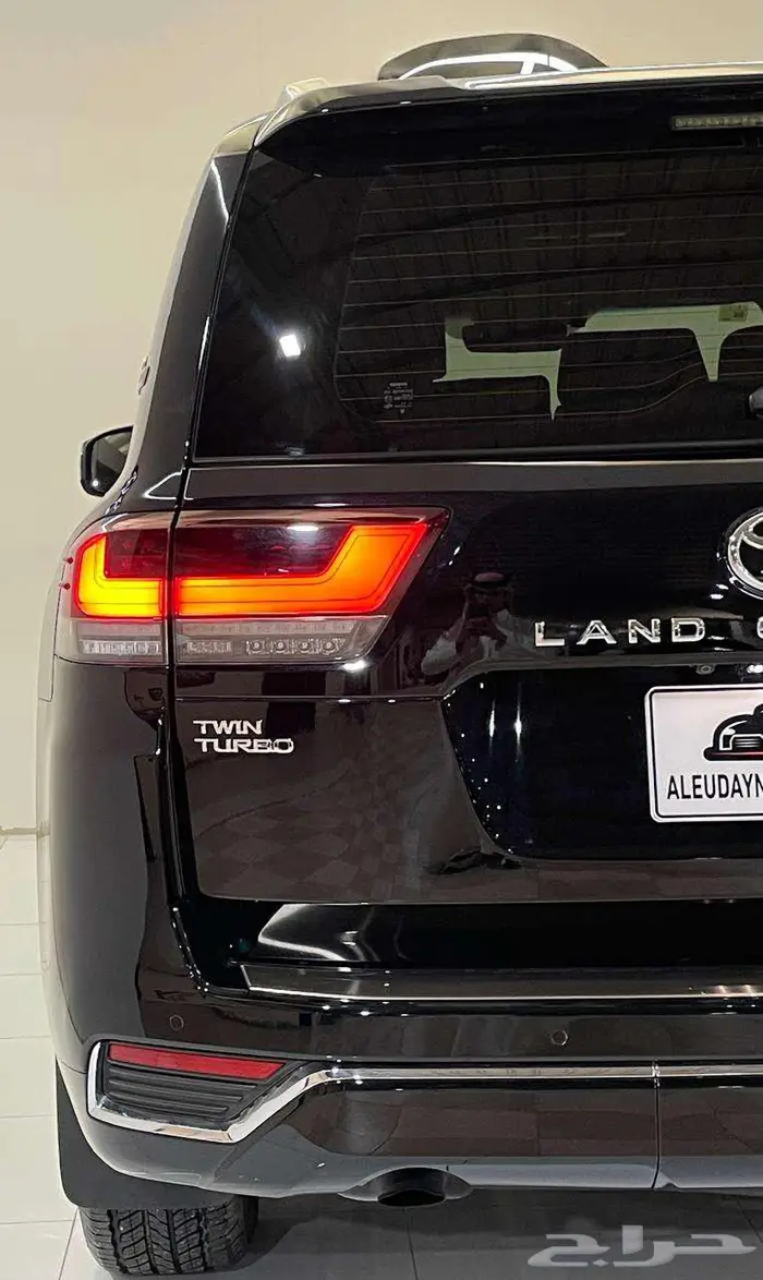 تويوتا لاند كروزر VXR 2022 6