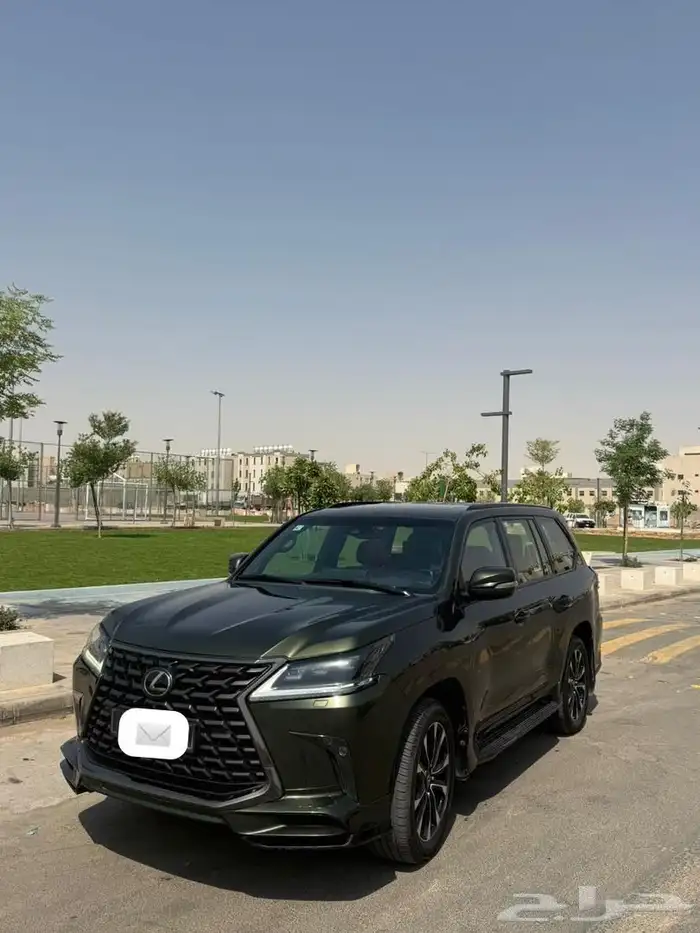 لكزس LX570 2021 للبيع المستعجل بلاك اديشن 2