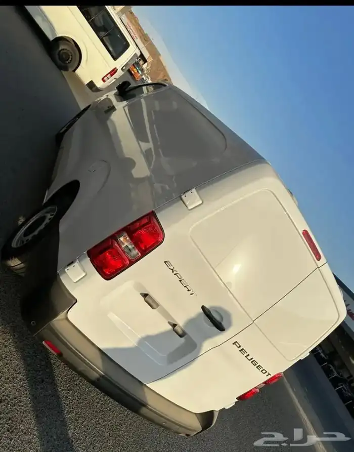 بيجو اكسبيرت بضاعه اتوماتيك 2025 6