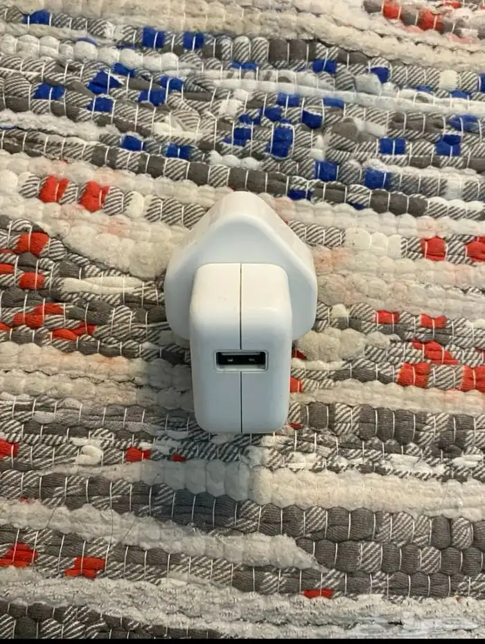 راس شاحن اصلي من ابل مع سلك شاحن تايب سي 1