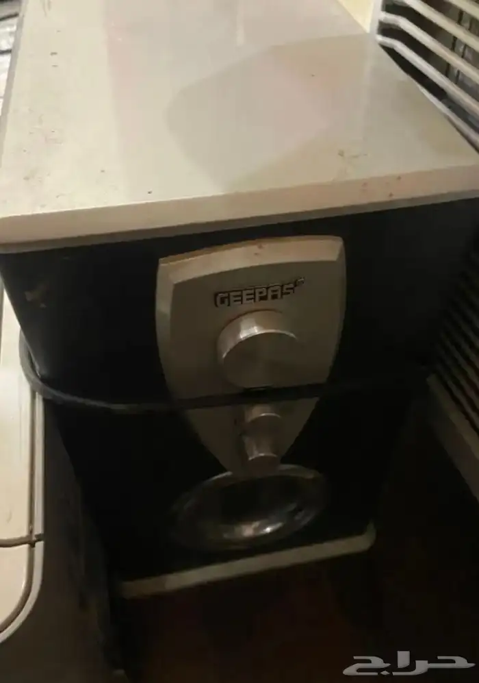 لمبات كوليدر مياه جالون ترابيزه طاولة خشب شاشة كمبيوتر شاشة 16