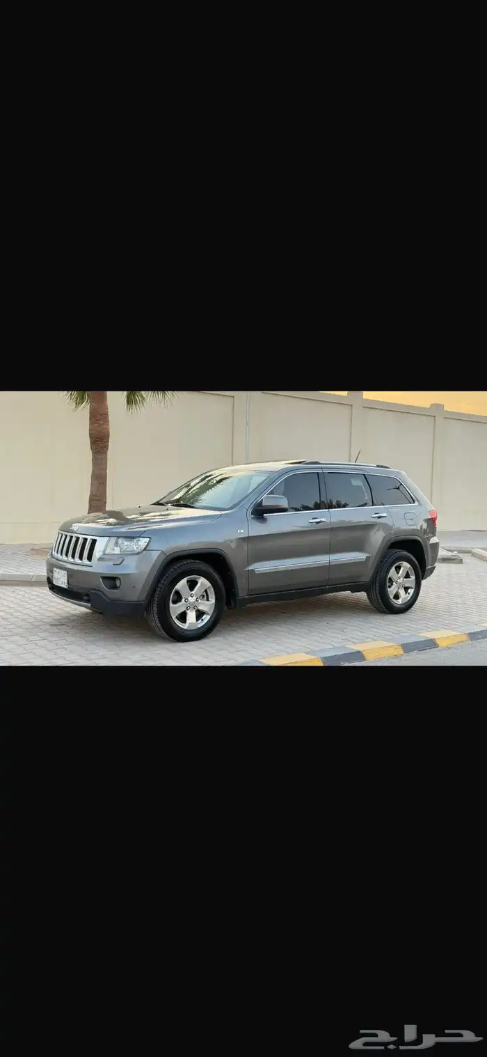 جيب شروكي ليمتد 2013 0