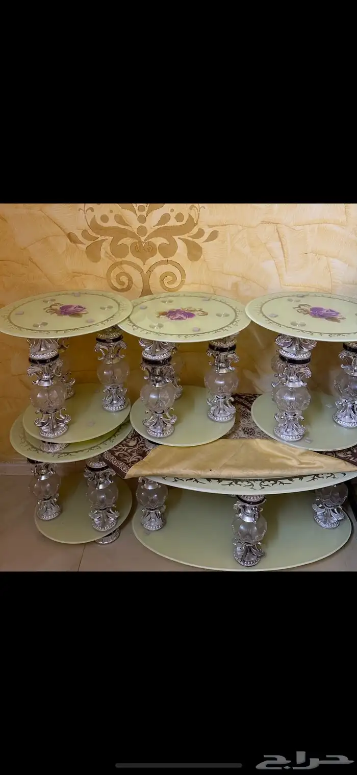 طقم طاولات مع دولاب 2