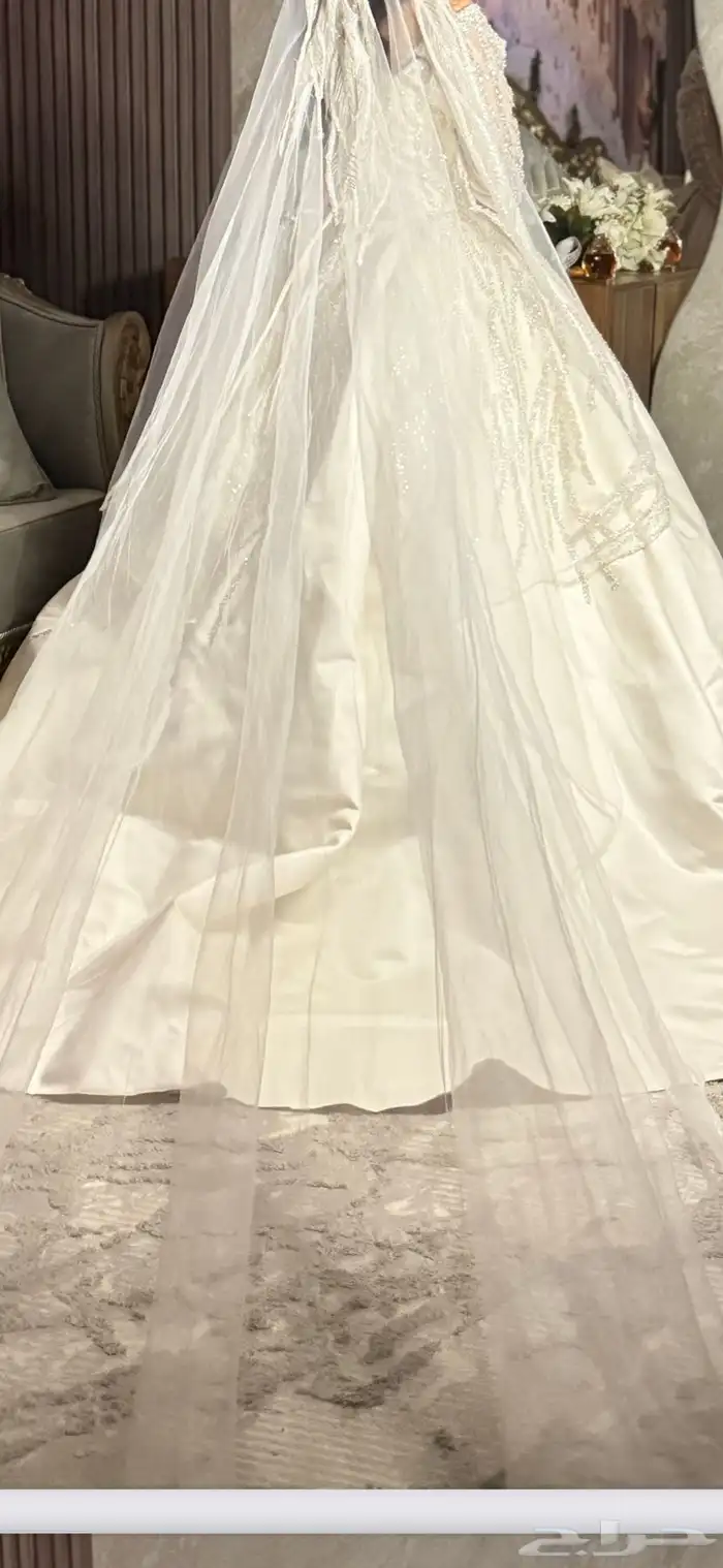 فستان زفاف مع كامل ملحقاته 1