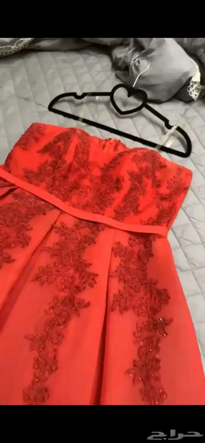 فساتين 2