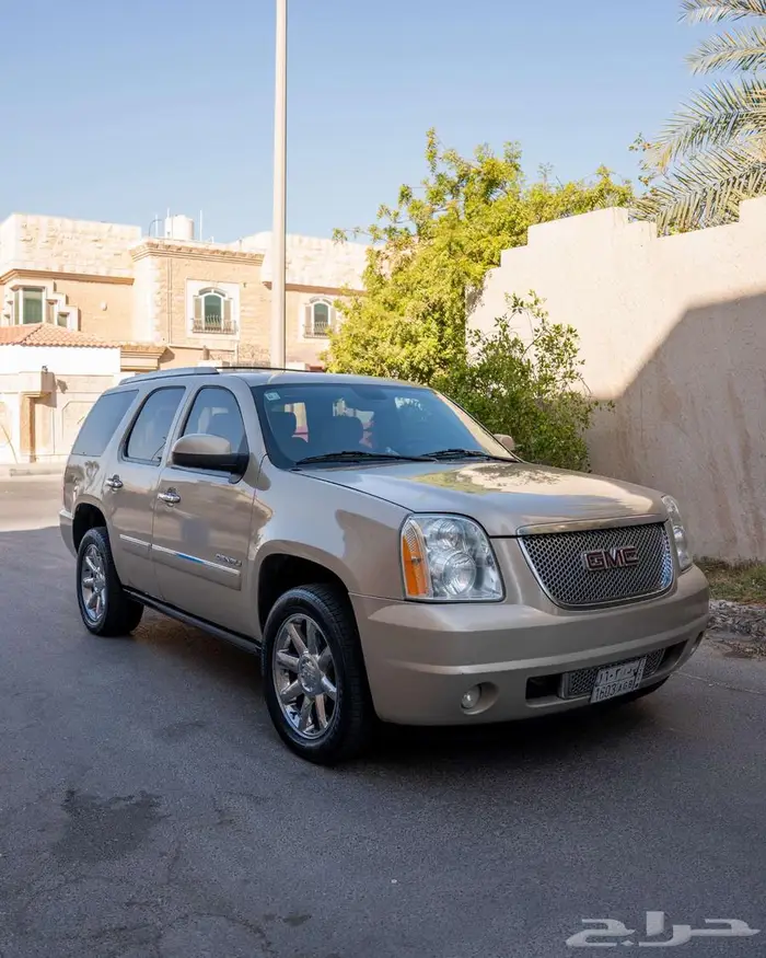 GMC Yukon Denali جمس يوكن دينالي 2011 1