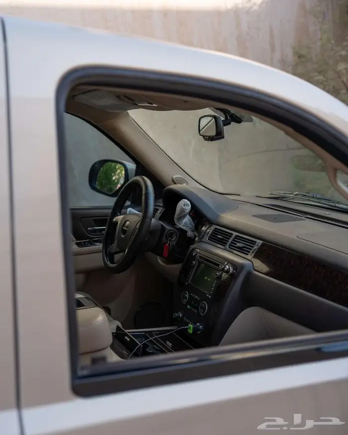 GMC Yukon Denali جمس يوكن دينالي 2011 2