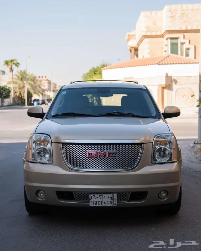 GMC Yukon Denali جمس يوكن دينالي 2011 0
