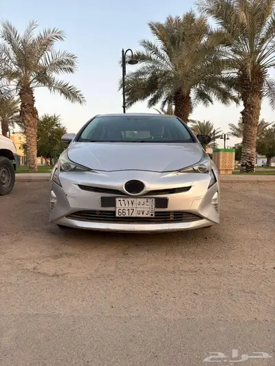 للبيع سيارة تويوتا بريوس موديل 2016 في جدة index