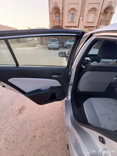 للبيع سيارة تويوتا بريوس موديل 2016 في جدة index