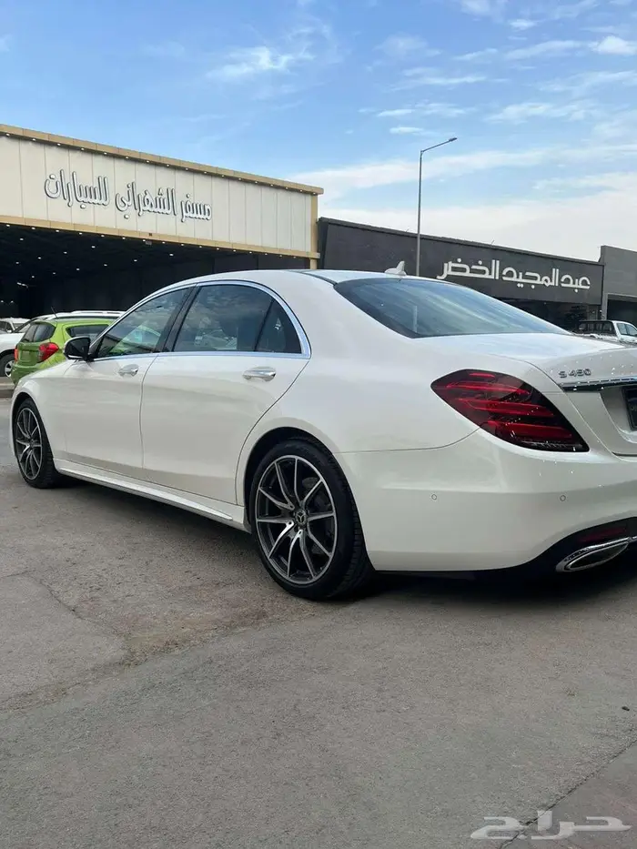 مرسيدس S450 موديل 2020 - معرض خلف للسيارات 4