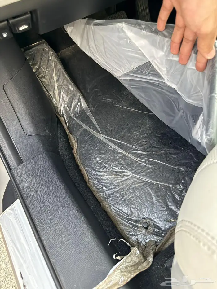 مازدا م 25 سعودي الحاج حسين نظيفه جدا  بيج 22