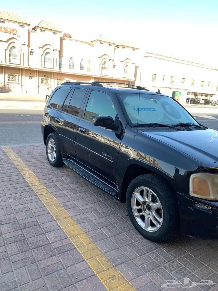 Well Maintained Family Use Car. 3