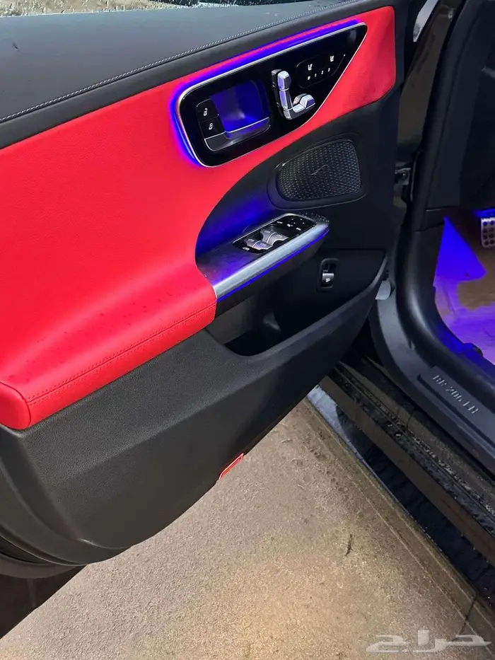 مرسيدس C200 موديل 2025 14