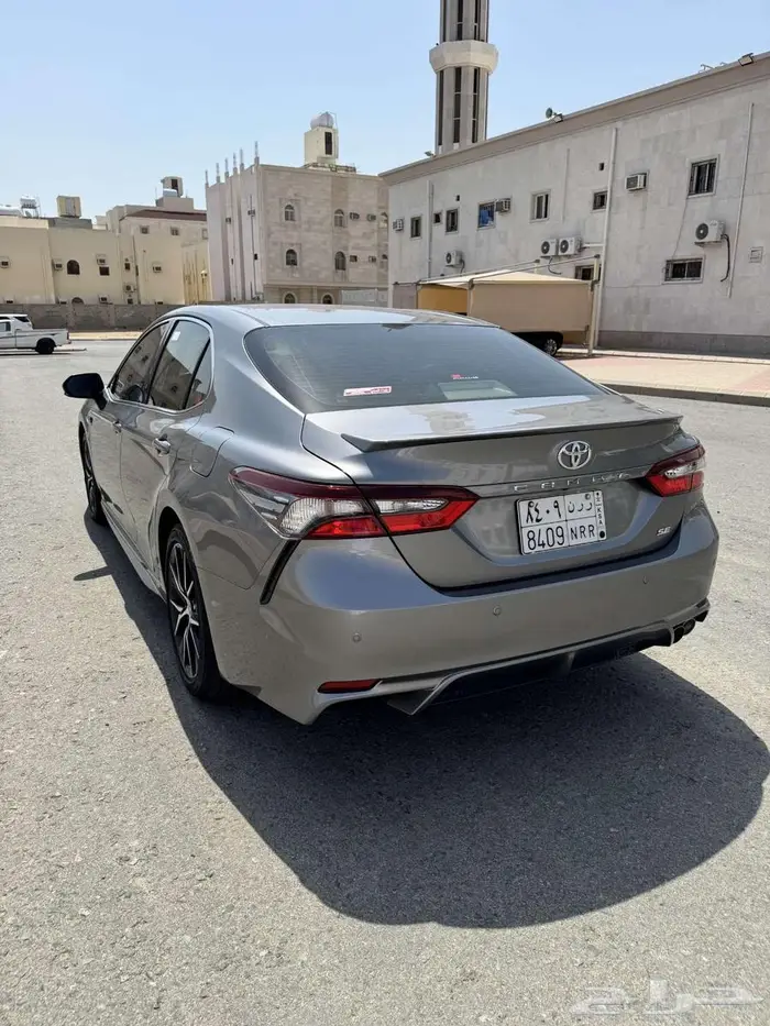 كامري 2023 SE 4 سلندر (نظيفة جدا) 3