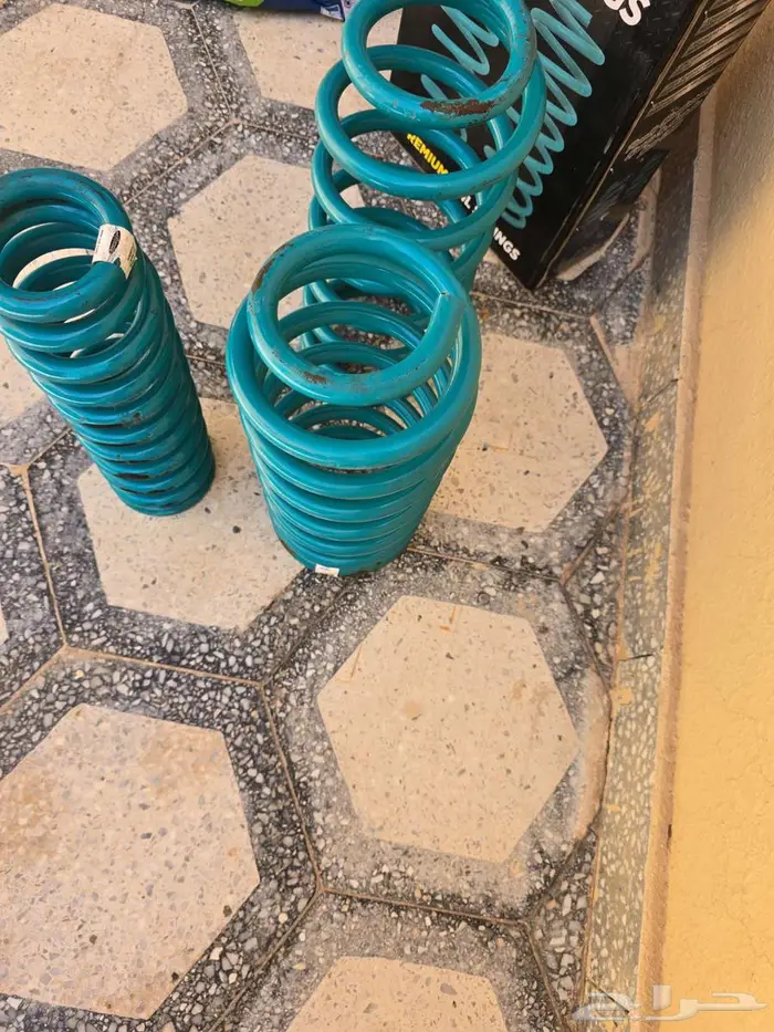 يايات استرالية اف جي افجي برادو ديبنسون 2