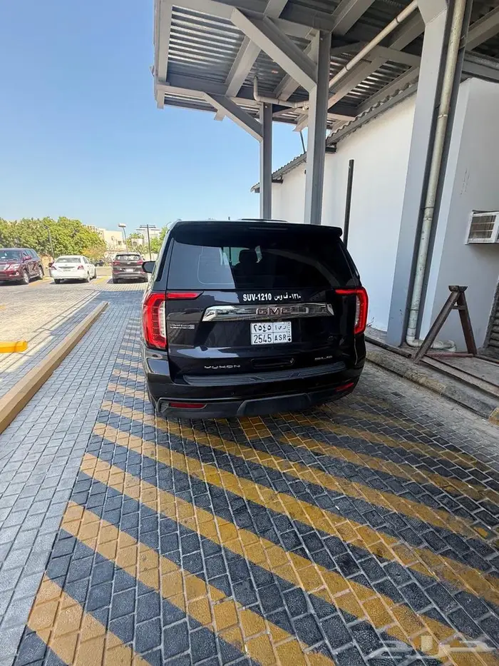 جمس يوكن 2023 SLE اللون رمادي 1