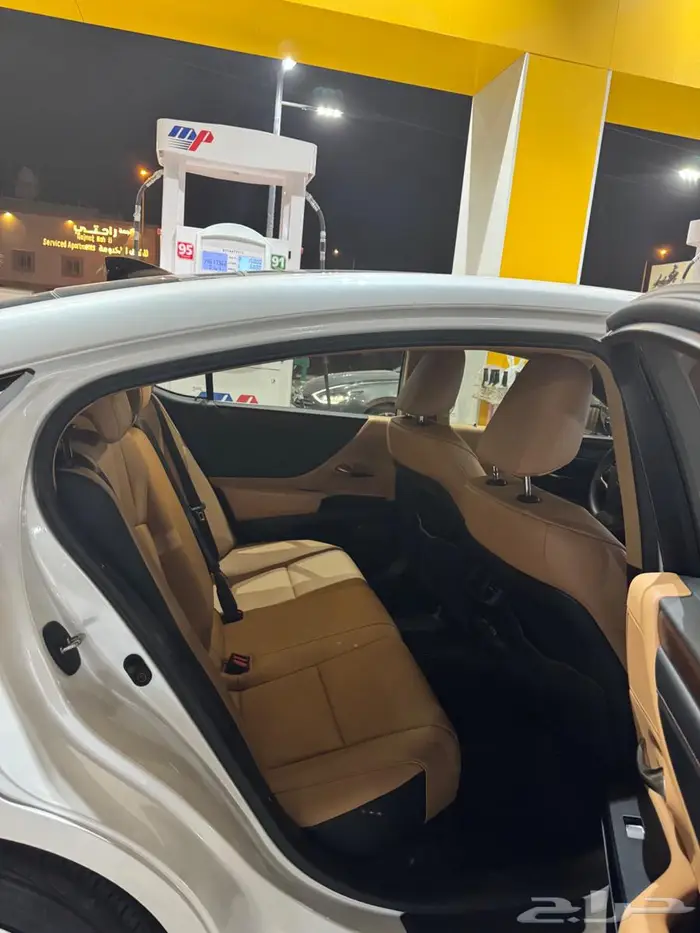 للبيع لكزس es350 2