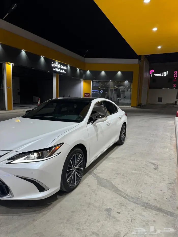 للبيع لكزس es350 4