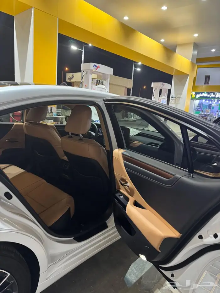 للبيع لكزس es350 7