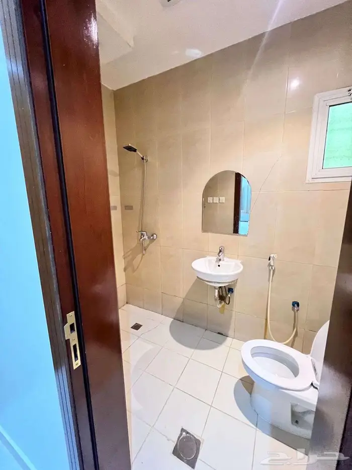 للايجار شقة عوائل موثثة حي المونسية   عرض رقم D1319 6
