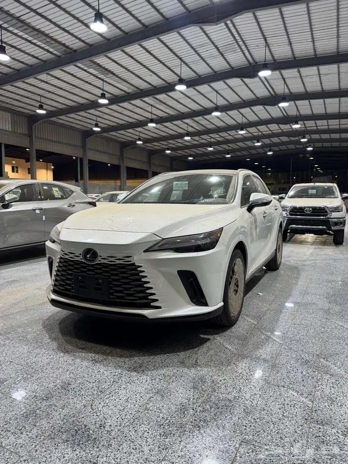 لكزس -RX-350-BB- ابيض بنزين موديل 2025 1