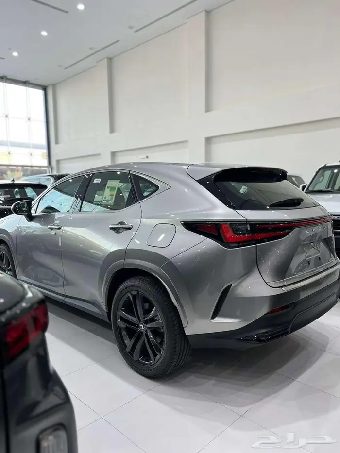لكزس ES350 AH هايبرد 2025 3