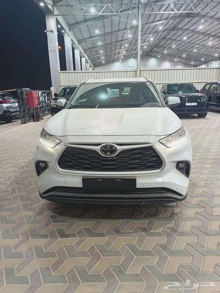 تويوتا هايلاندر GLE هايبرد 2025 1
