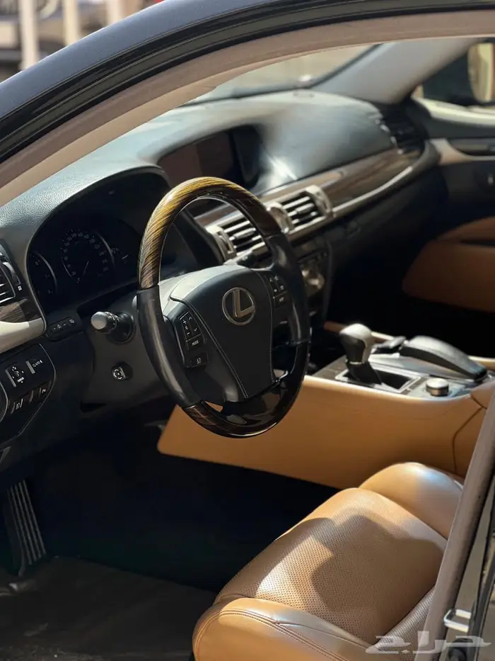 للبيع لكزس LS460L 2014 4