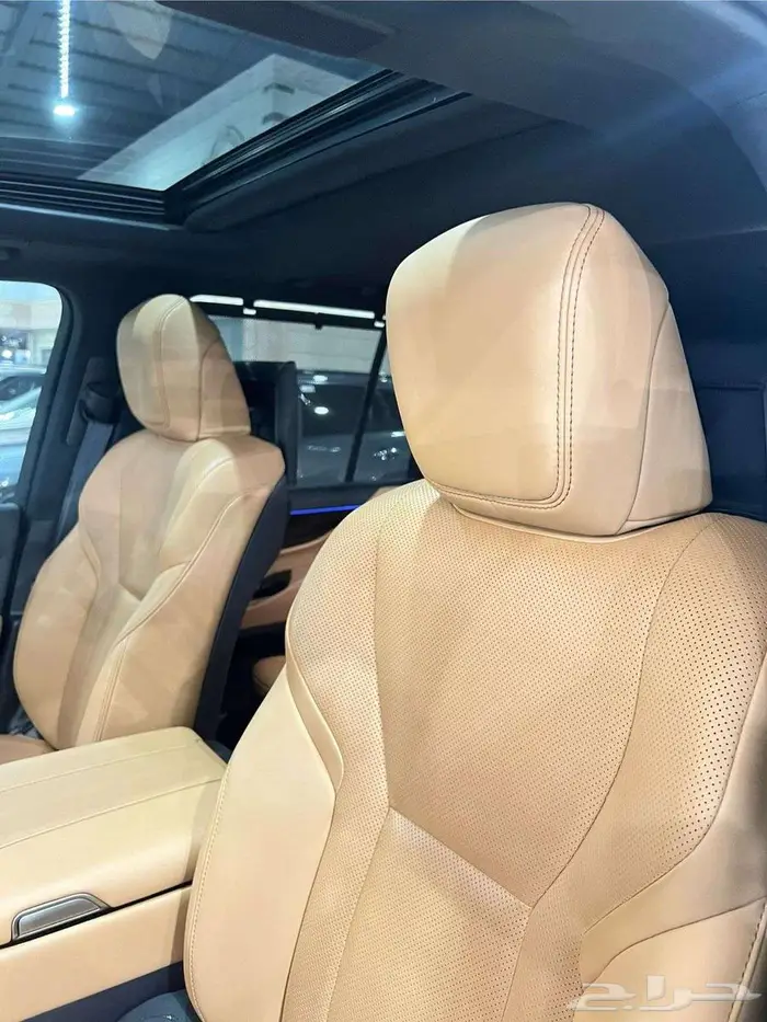 جيب لكزس LX600 2023 BB شبه جديد ( الوكيل عبداللطيف جميل ) 7