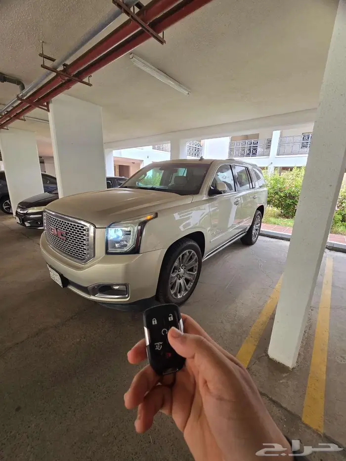GMC Denali دينالي 2015 فل كامل 0