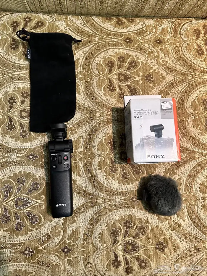 اقوى عرض لا يفوتك كاميرا سوني zv-e10 مع عدسة سيجما 16mm 4