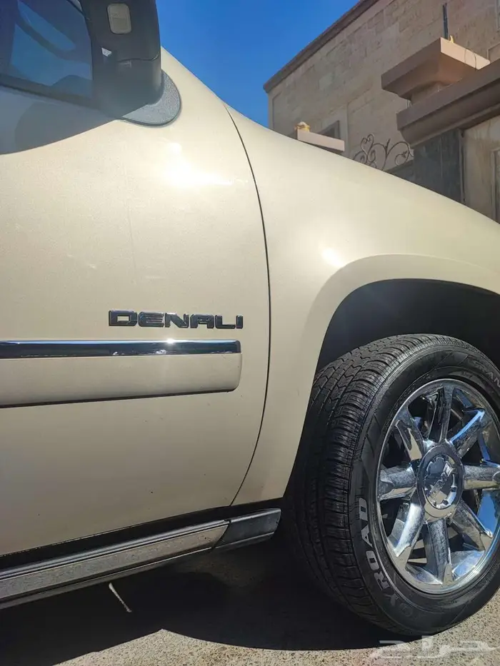 GMC Yukon Denali جمس يوكن دينالي 2011 11