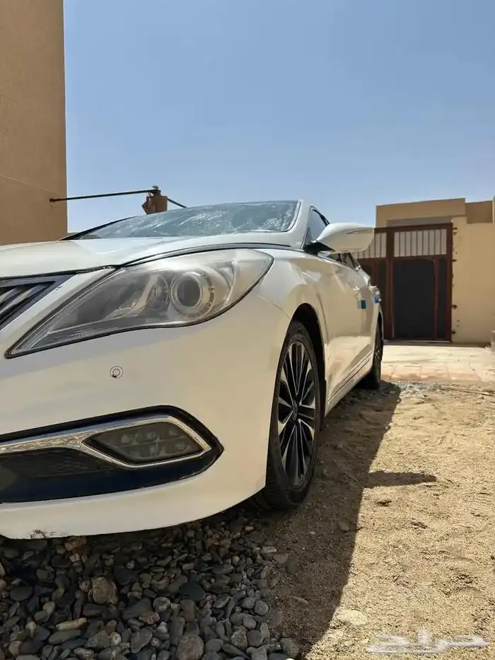 ازيرا للبيع تشاليح موتر شغال ومافيه شي 0