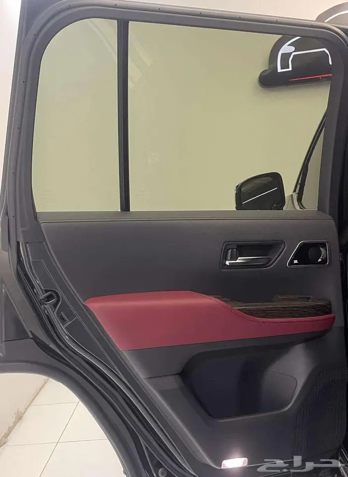 تويوتا لاند كروزر VXR 2022 33