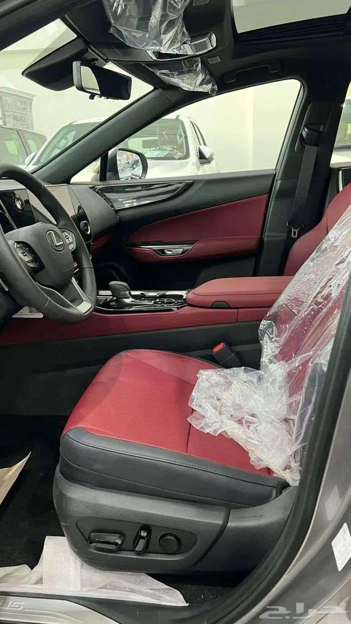 لكزس ES350 AH هايبرد 2025 18