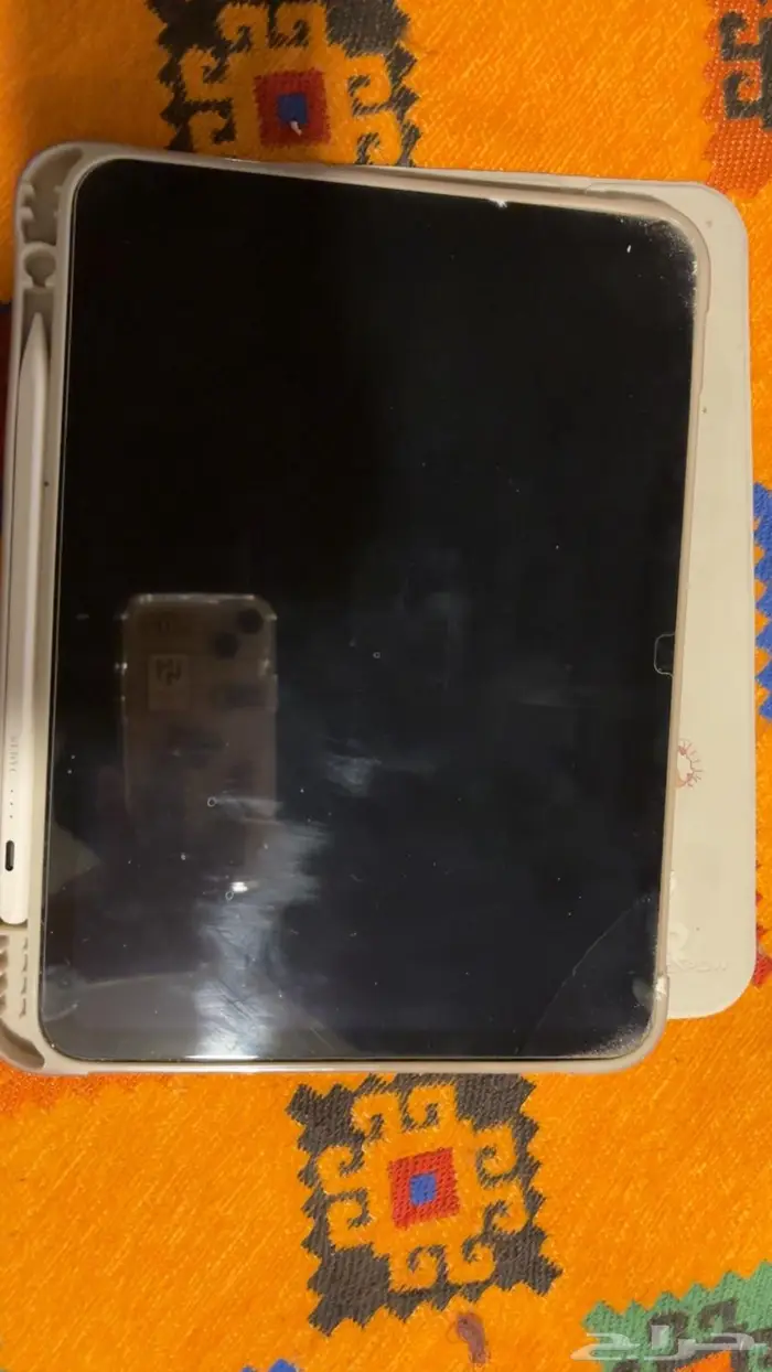 للبيع ايباد الجيل العاشر نظيف نظيف استخدام بنت اقل سنه 3