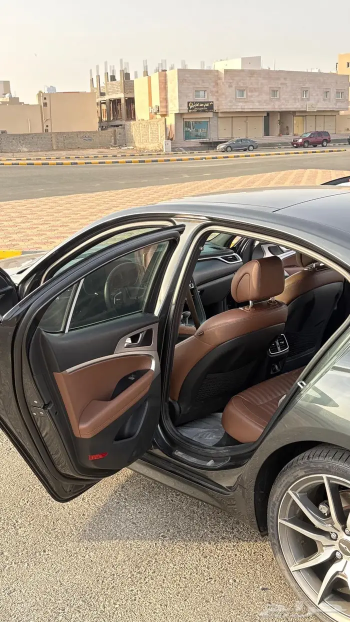 جينسيس G70 موديل 2020 12